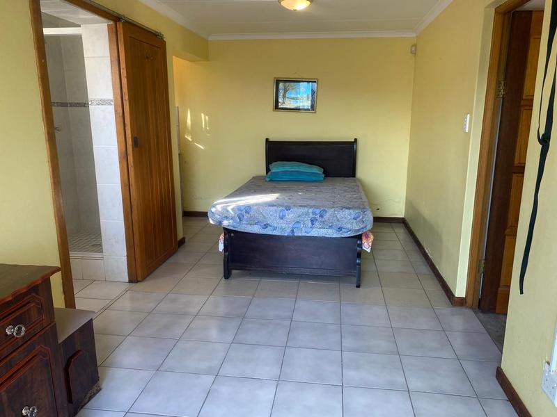 5 Bedroom Property for Sale in Balmoral Eastern Cape